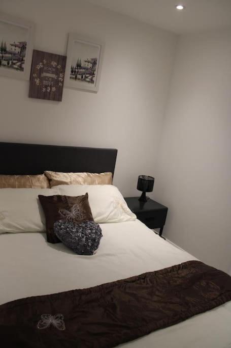 Amazing Luxury One Bedroom Apartment In The Heart Of Preston Preston  Exterior photo